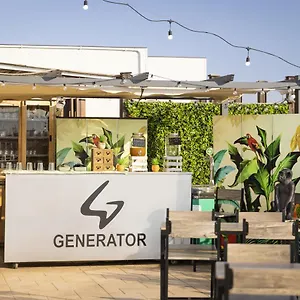 Generator Хостел