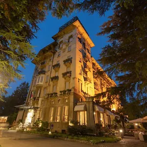 Отель Palace Grand ****